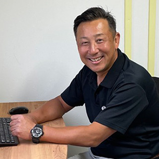 代表取締役 朝倉薫